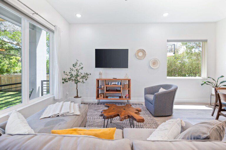 11 web or mls 100 Menedez Road 11